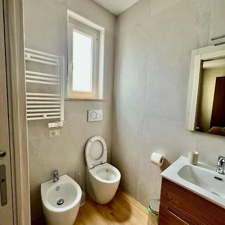 Casa Seafront 3*