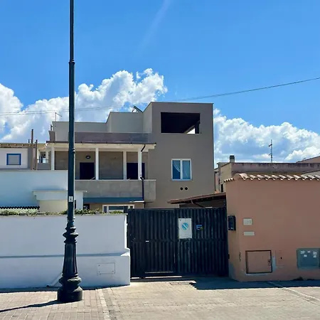 招待所 Casa Seafront 3*